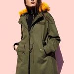ZARA  Faux Fur Trimmed Hooded Parka Womens Medium Photo 1