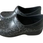 Crocs  women’s Neria pro II graphic work clog dual comfort nurse work shoes Sz 6 Photo 0