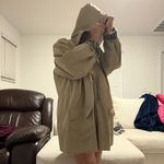 totes Tan and Black Cape Lightweight Design Size no sizes, only measurements in the last photos Photo 13