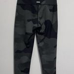 Aerie  CHILL PLAY MOVE Camo Leggings 26” Women’s Pants Sz Small. EUC Photo 4