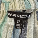 Unique spectrum Lightweight Striped Top. Photo 4