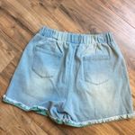 easel  small denim shorts Photo 1