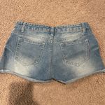 Women's (petite) Low Rise Distressed Denim Short Blue Size 30 Photo 6