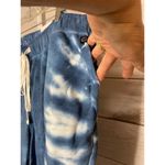 Brand New Livi Women's Size 26/28W Plus Blue White Tie Dye Jogger Pants Photo 1
