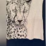 Key Closet White Leopard Graphic Women’s Tee Size Small Photo 4