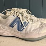 New Balance Women's Size 9.5 FuelCell 996v5 White Navy Women's Tennis Running Photo 1