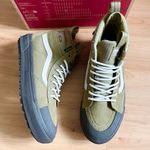 Vans Sk8-Hi Waterproof Insulated Shoe Women 9.5 US Mens 8.0 US Photo 5