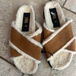 ZARA  Faux Fur Lined Leather Slide Sandals Photo 3