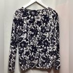 Old Navy light weight sweater. Size Medium. Black floral Photo 7