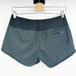Oiselle Womens Rogas Running Shorts Geometric Print Athletic Gym Workout Size 6 Photo 7