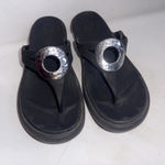 Crocs Sanrah Wedge Thong Sandals BLACK With Silver Circle Flip Flops Women's 7 Photo 12