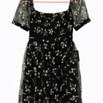 Lulus  Embroidered Floral Puff-Sleeve Dress – Size Medium – NWT Photo 0