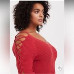 Torrid  Sweater Size 1X Red Lace-Up Cold Shoulder Ribbed V-Neck Pullover Photo 8