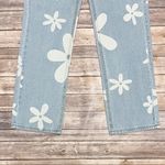 Light Wash High Rise Straight Leg White Floral Print Jeans NWT Medium 60s Hippie Blue Size undefined Photo 2