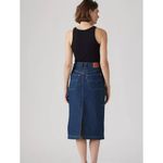 Levi's Women's 27 High-Rise Slit Skirt Lets Get Lost Again Dark Wash Size 27 Photo 3
