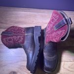 Ariat Women's Ankle Boots - Brown and Pink Photo 7