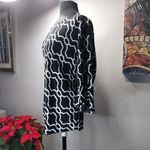 Escapada  black & white tunic size large Photo 1