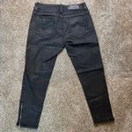 Miss Me Black Mid-Rise Crop Skinny Subtle Shine Zipper Ankles Grunge Jean Trendy Photo 4