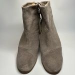 Toms Booties Lunata Desert Taupe Beige Suede Cut Out Womens Shoes Ankle Boots 12 Photo 1