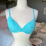 Umbro Bra  Turquoise Aquamarine Womens 34B Photo 1