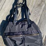 Steve Madden Tote Bag Photo 0