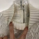 Badgley Mischka  White Floral Lace Guipure Sweater Top Photo 6