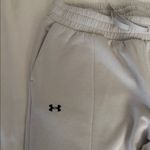 Under Armour women's Light Gray/Bone wide leg sweatpants sz L Photo 2