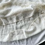 ASTR  The Label Women’s‎ White Tank Top Sleeveless Boho Top Size Medium NWOT Photo 3