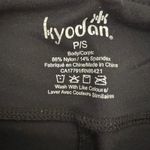 Kyodan  Black Elastic Waist Pull On Capri Yoga Sporty Straight Leg Mid Rise Sz S Photo 5