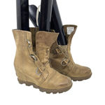 Sorel Joan of Arctic Wedge II Boots Ash Brown Size US 7.5 **Flawed Photo 2