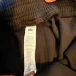 Alo Yoga  Cargo Pants Photo 2