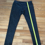 Yogalicious  gray leggings Photo 0