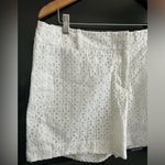 Ann Taylor LOFT EMBROIDERED STYLE SHORTS. New without tags. Photo 2