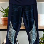 Lululemon  Rib Knit Sport Compression Camo/Print Legging Capri, 6 Photo 0