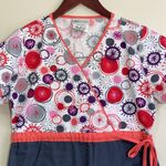 Uniform Advantage  Women’s Scrub Top Size XS Photo 1