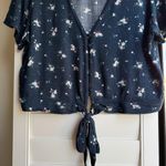 Active USA floral button down short sleeve crop top with bow in navy size large Photo 1
