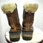 Merrell  stone fur leather winter boots rubber sole 9.5 Photo 4