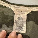 Lucky Brand  Short Sleeve Camo T-Shirt Women’s Medium Shirt Green Photo 4