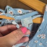 Sky And Sparrow Blue Floral Crop Top Photo 8