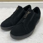 Clarks Women's Layton Rae Slip-On Black Suede Sneaker Size 9 Wide Photo 3