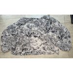 Aakaa  Women's Lightweight Puff Sleeve Keyhole Neck Size‎ XL Blouse Forest Cabin Photo 5