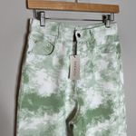 Shekou 🌺 NWT  green tie dye jeans Photo 1