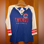 Genuine Merchandise  Chicago Cubs Blue and White Long Sleeve Tee Photo 0