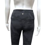 Yogalicious  Lux Black Camo Leggings – Women’s Size Small Photo 4