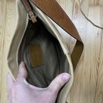 Coach  BEIGE # k0782-f10938 ZIPPER OPEN LADIES LEATHER PURSE - SHOULDER BAG Tan‎ Photo 7