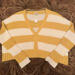 American Eagle NWT  Cropped Cardigan XL Photo 2