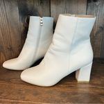 IDIFU White Faux Leather Square Toe Side Zipper Heeled Boots Women’s Size 8 Photo 5