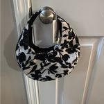 A New Day NWT Beaded Elegant Black and White Floral Women's Smile Shoulder Bag Photo 5