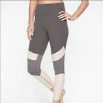 Athleta Powervita Salutation Stash Modblock Tight Photo 1