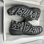 ROPER Jackie Black Southwest Stripe Slip On Driving Moc Shoes Womens 6.5 Photo 2